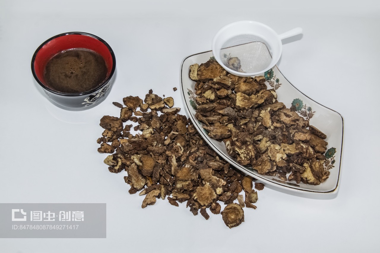 川芎 餐桌上的静物与药材之美