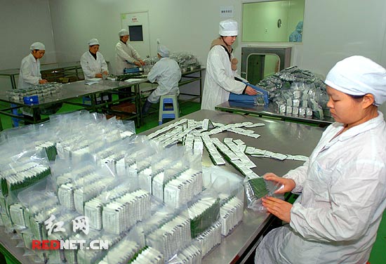 湖南重点科研项目中药超微饮片投入量产，传统药材迎来科技新篇